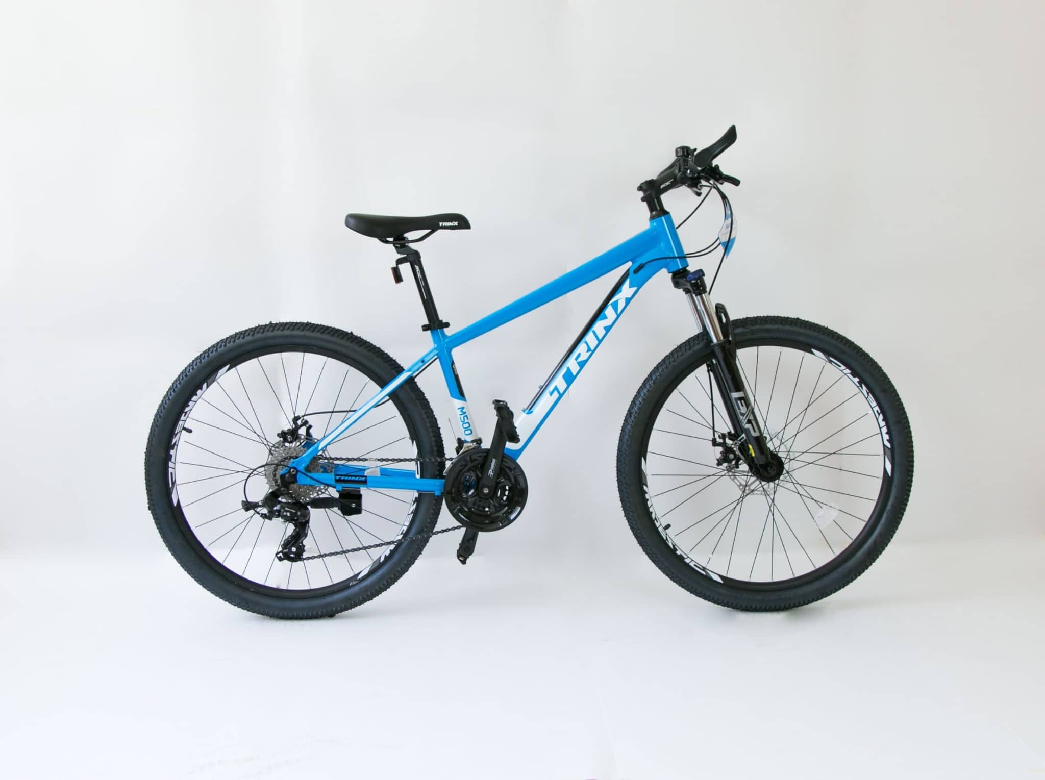Bicicleta marca TRINX, modelo M500 Elite, MTB - Imagen 3