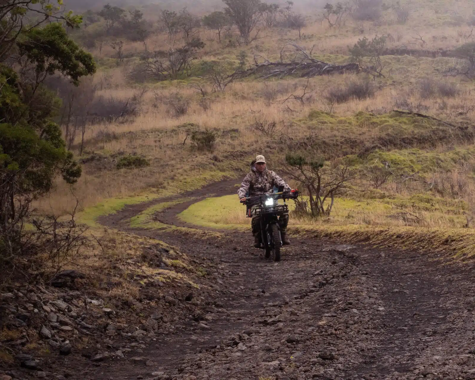 MOTO ELECTRICA UBCO 2X2 HUNT EDITION - Imagen 9