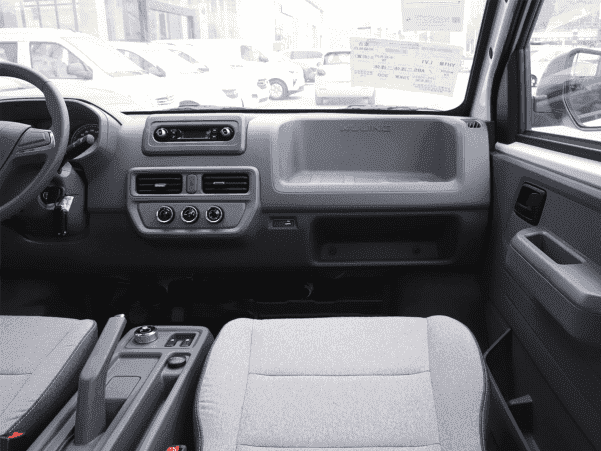 MICROBÚS ELÉCTRICO / WULING YANGGUANG PASSENGER VAN EV - Imagen 8