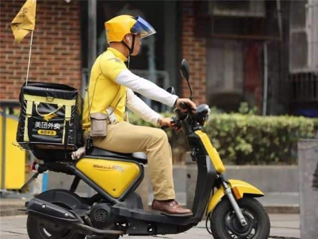 Gas delivery bike