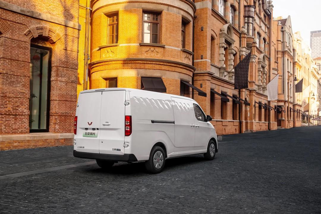 PANEL ELECTRICA / WULING YANGGUANG COMMERCIAL VAN EV - Imagen 5