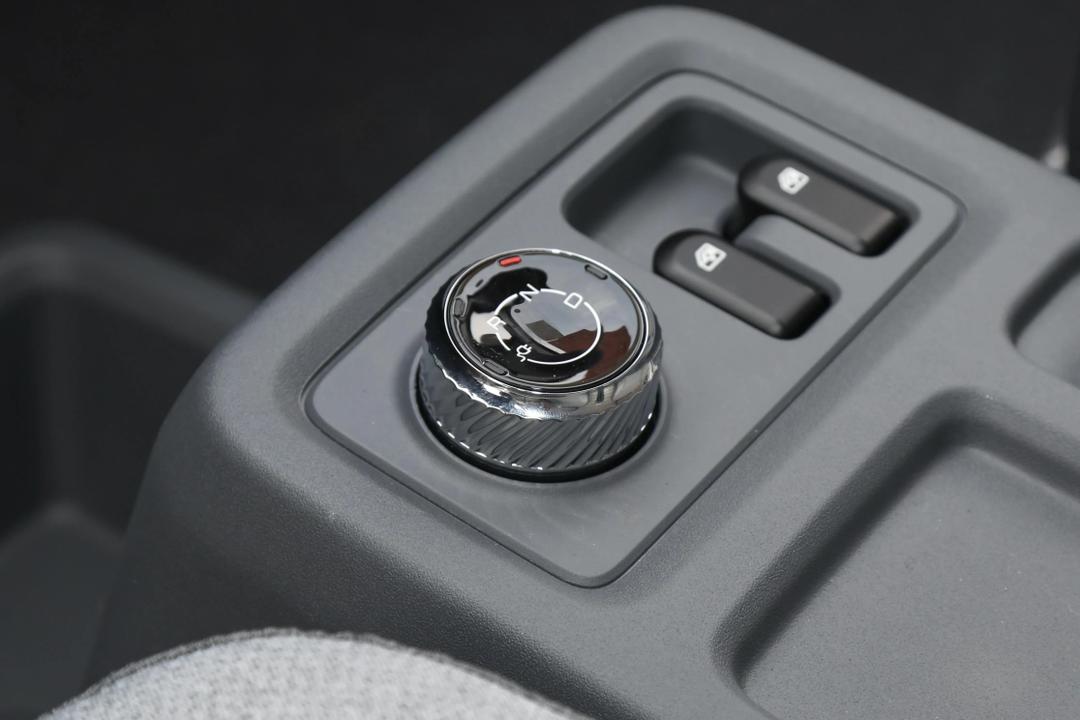 PANEL ELECTRICA / WULING YANGGUANG COMMERCIAL VAN EV - Imagen 7